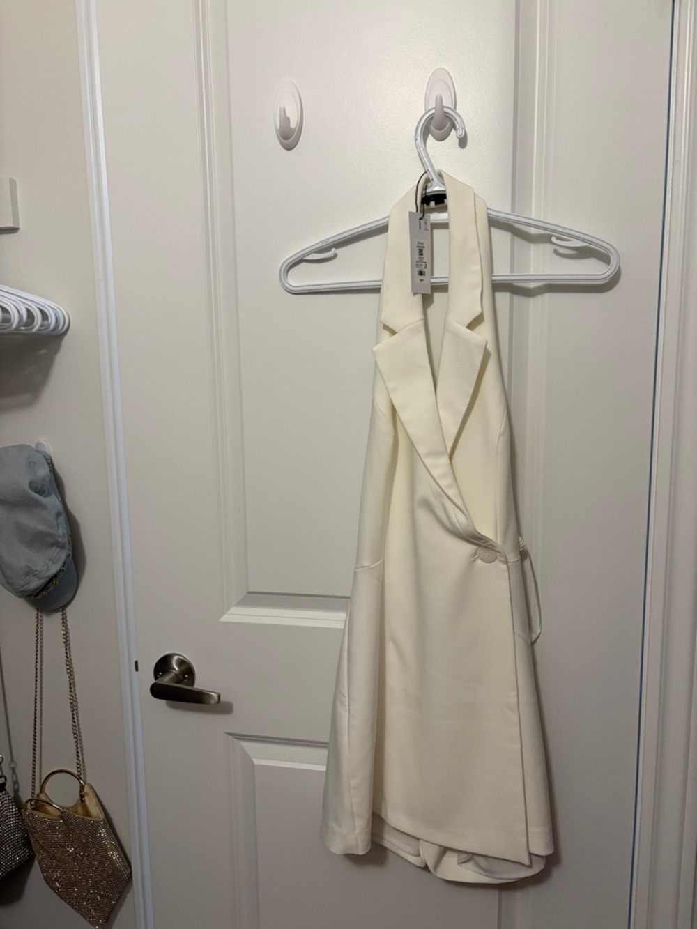 2/50$ Dynamite white One-Shoulder Blazer Dress